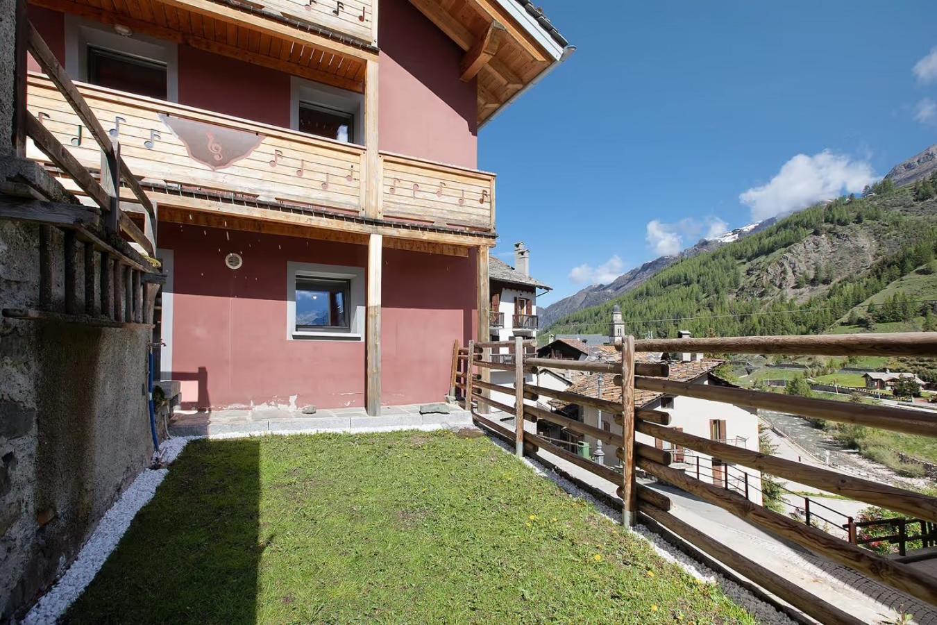Maison De La Musique Cogne Bagian luar foto
