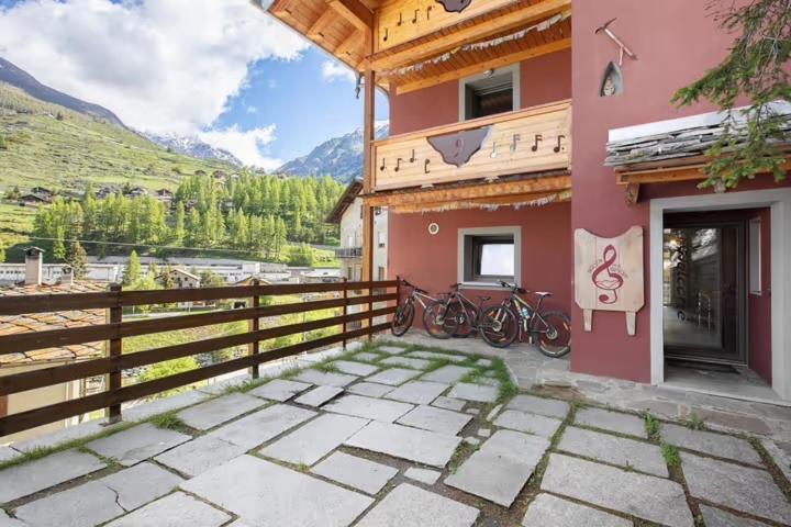 Maison De La Musique Cogne Bagian luar foto